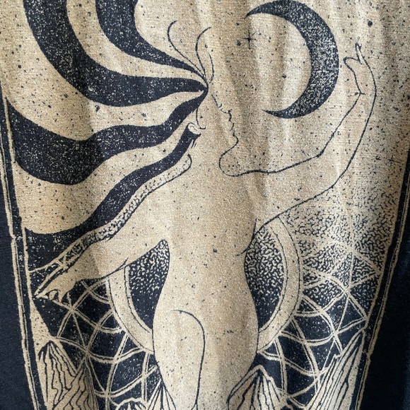 Torrid Artistic Black Graphic Tee size XxLarge - Picture 3 of 5